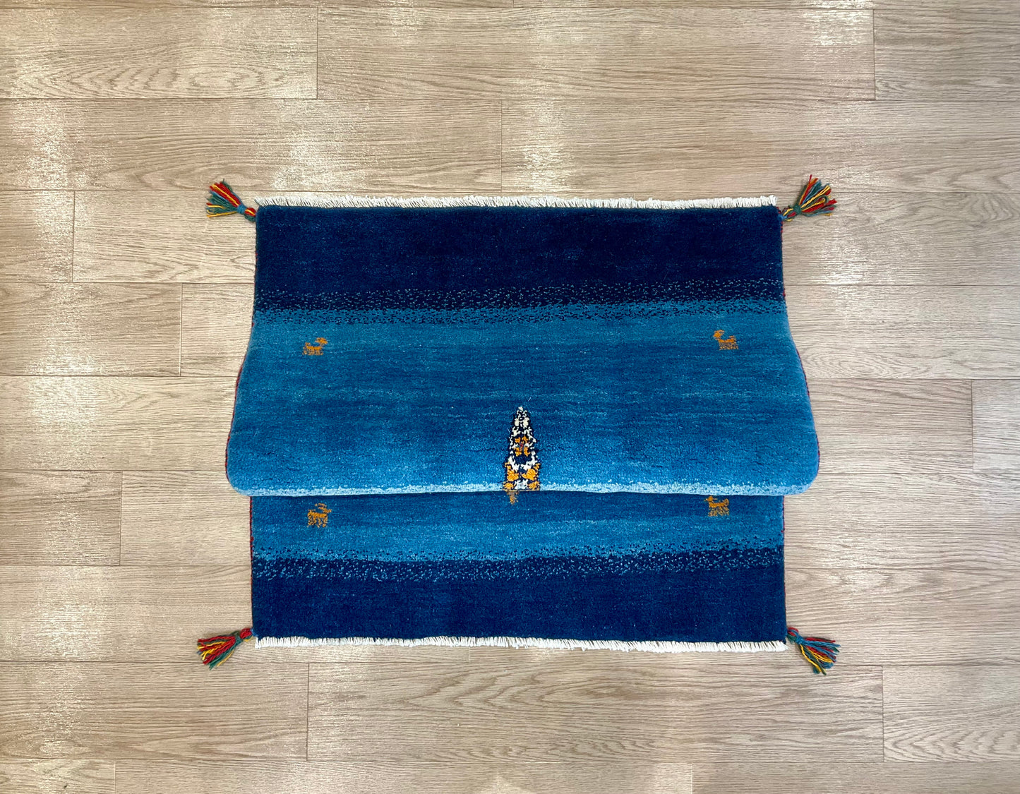 ギャッベ 120cm x 85cm RJ10430