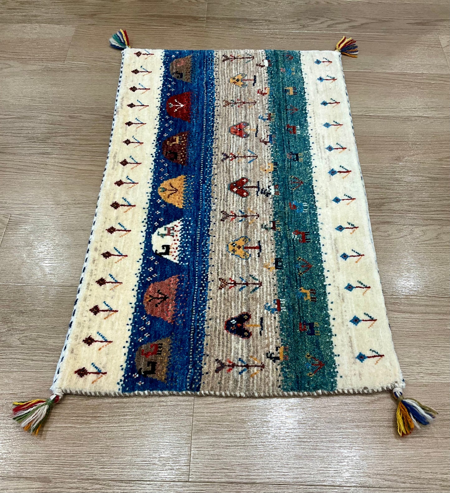 カシュクリ 85cm x 50cm RD10700