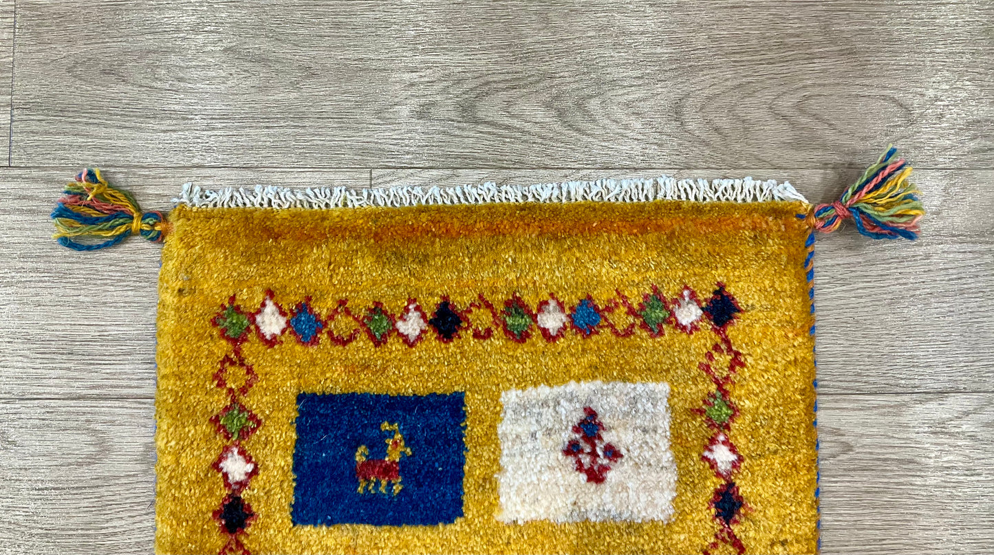 ギャッベ 43cm x 42cm T4148