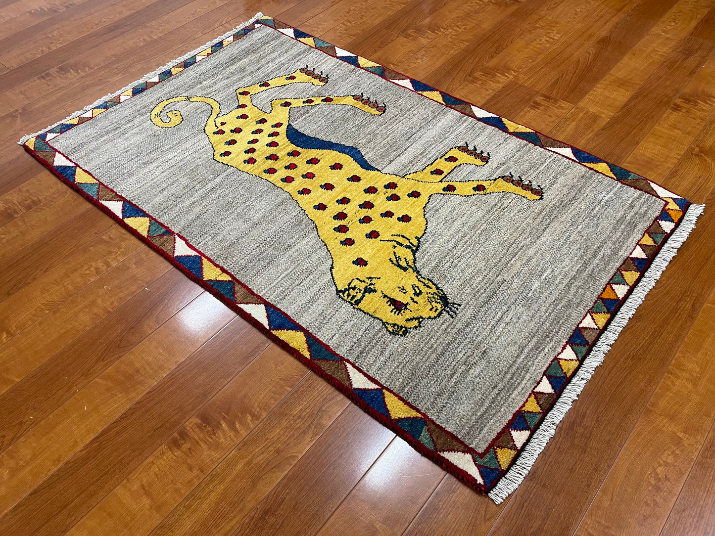 【オンライン限定】ギャッベ アマレバフト 140cm x 90cm RJ12667