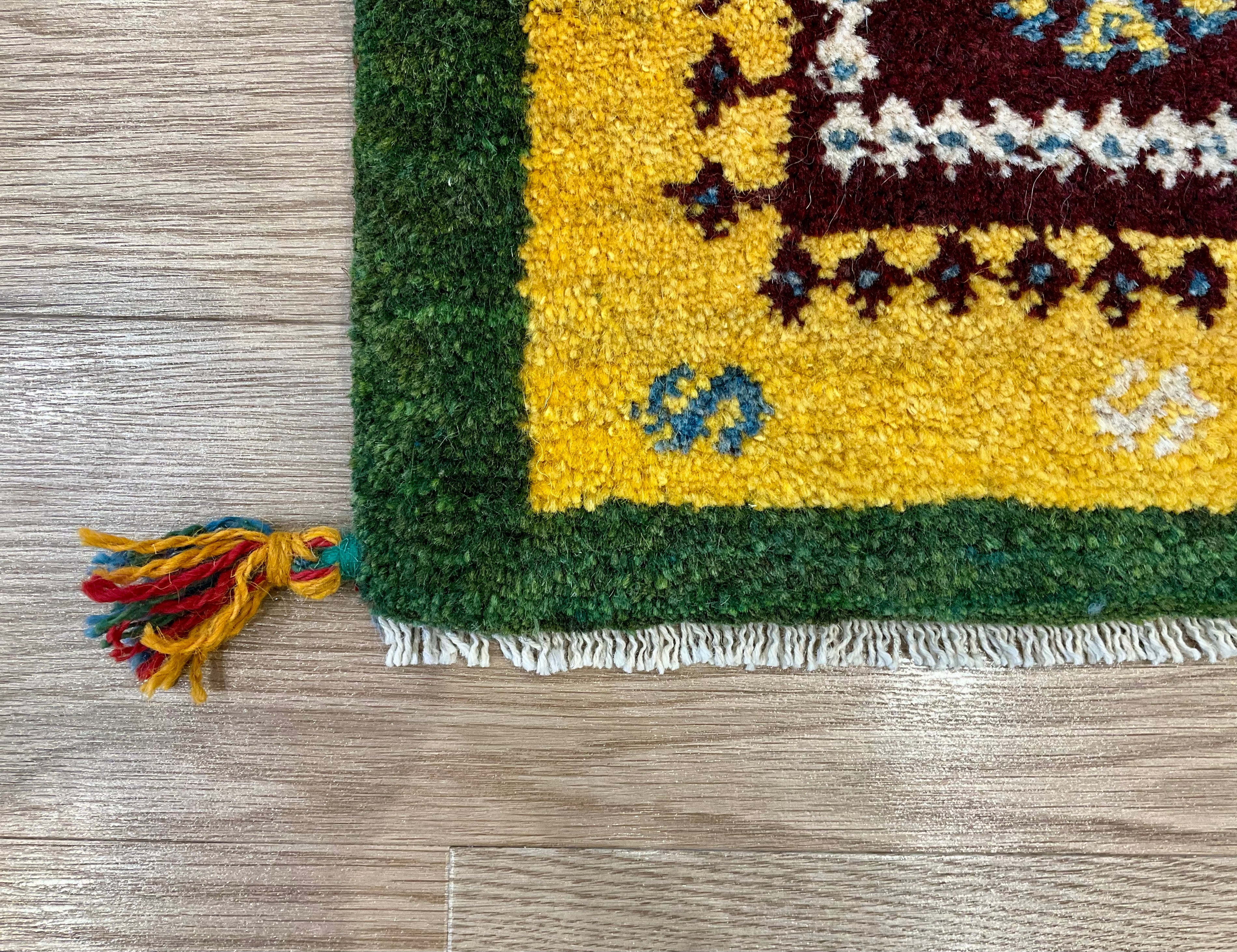 ギャッベ 42cm x 39cm Z1677 – ペルシャ絨毯専門店 ペルシャンパトリス