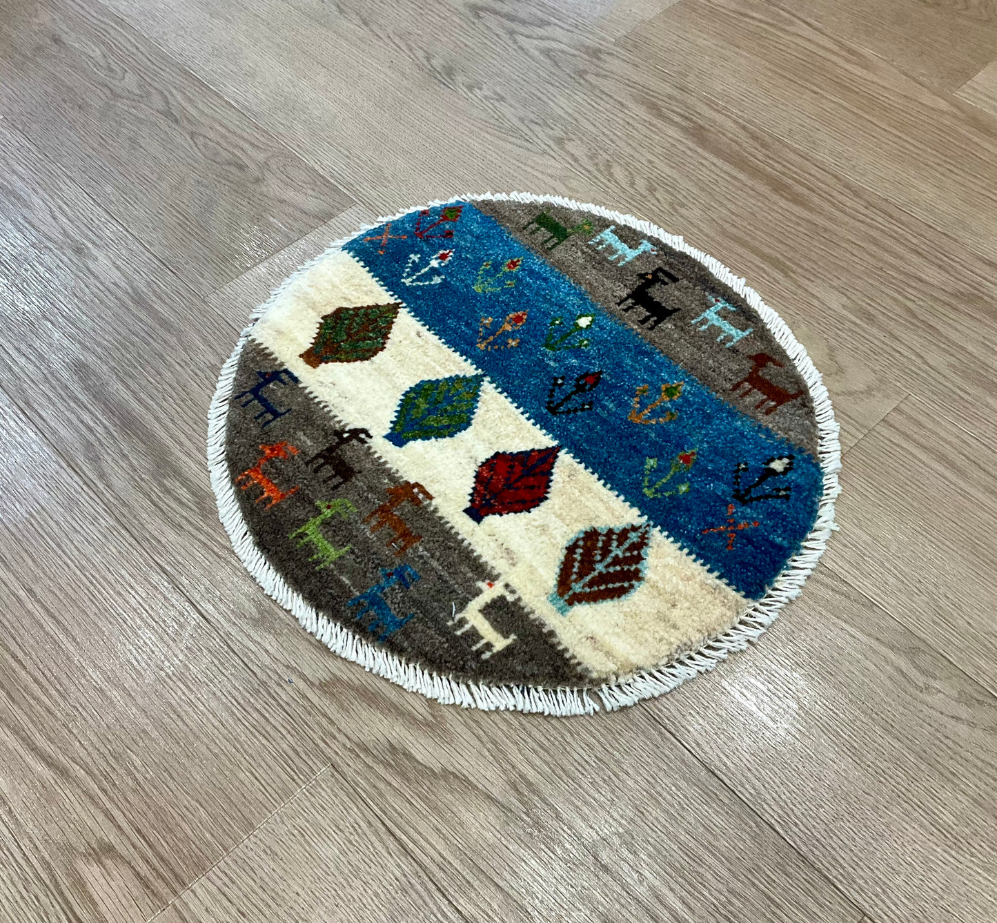 ギャッベ アマレバフト 42cm x 40cm AJ27613