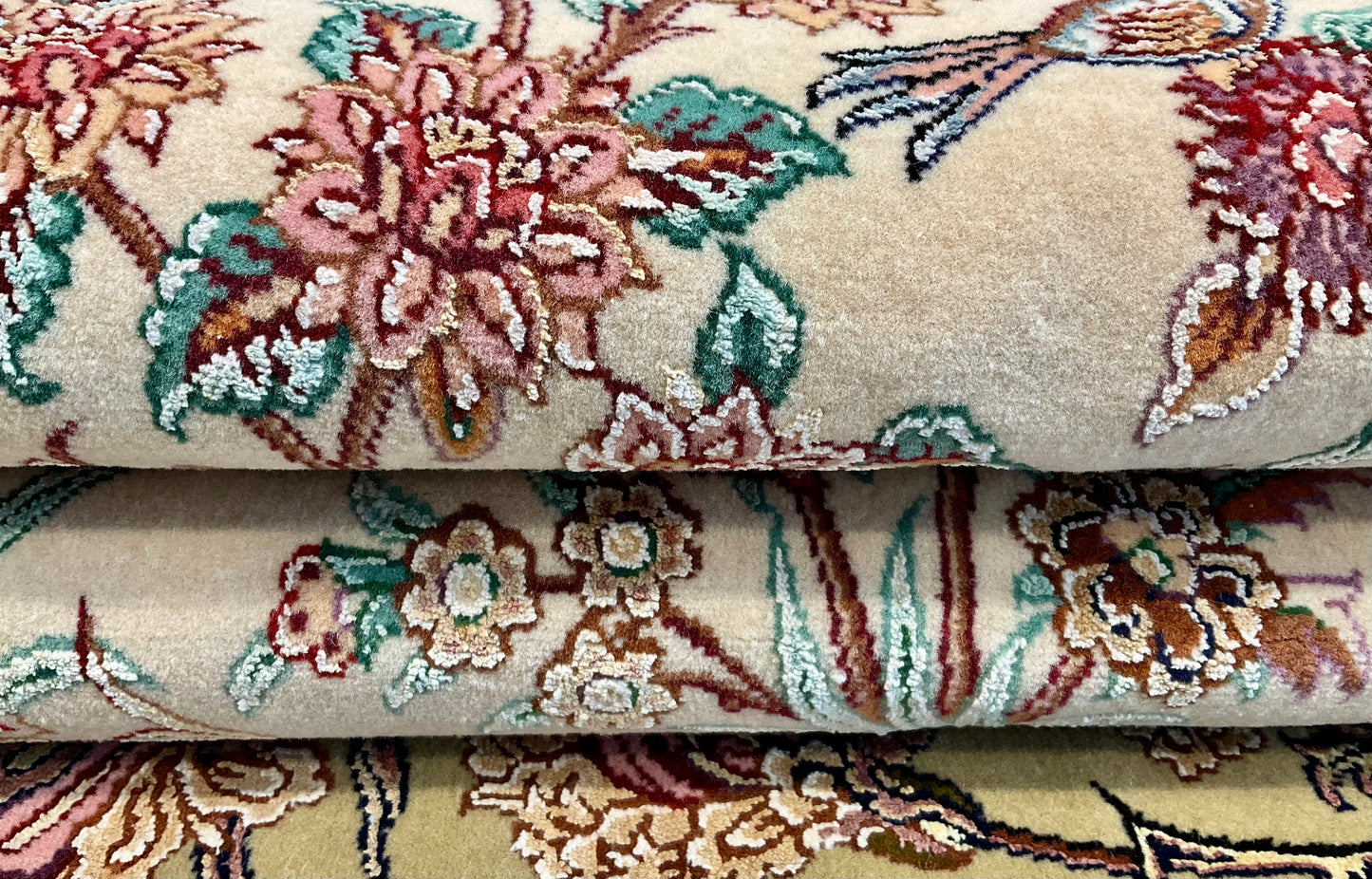 イスファハン ミルシャームス工房 124cm x 85cm PS10901