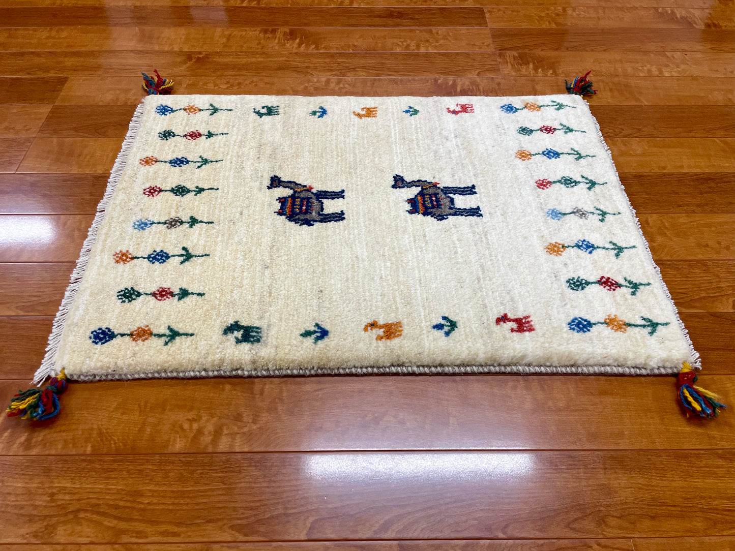 【オンライン限定】ギャッベ 90cm x 63cm RJ14182