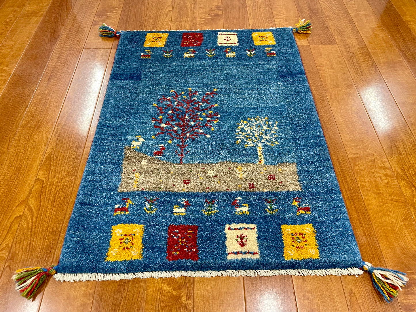 【オンライン限定】ギャッベ 90cm x 63cm BT9304