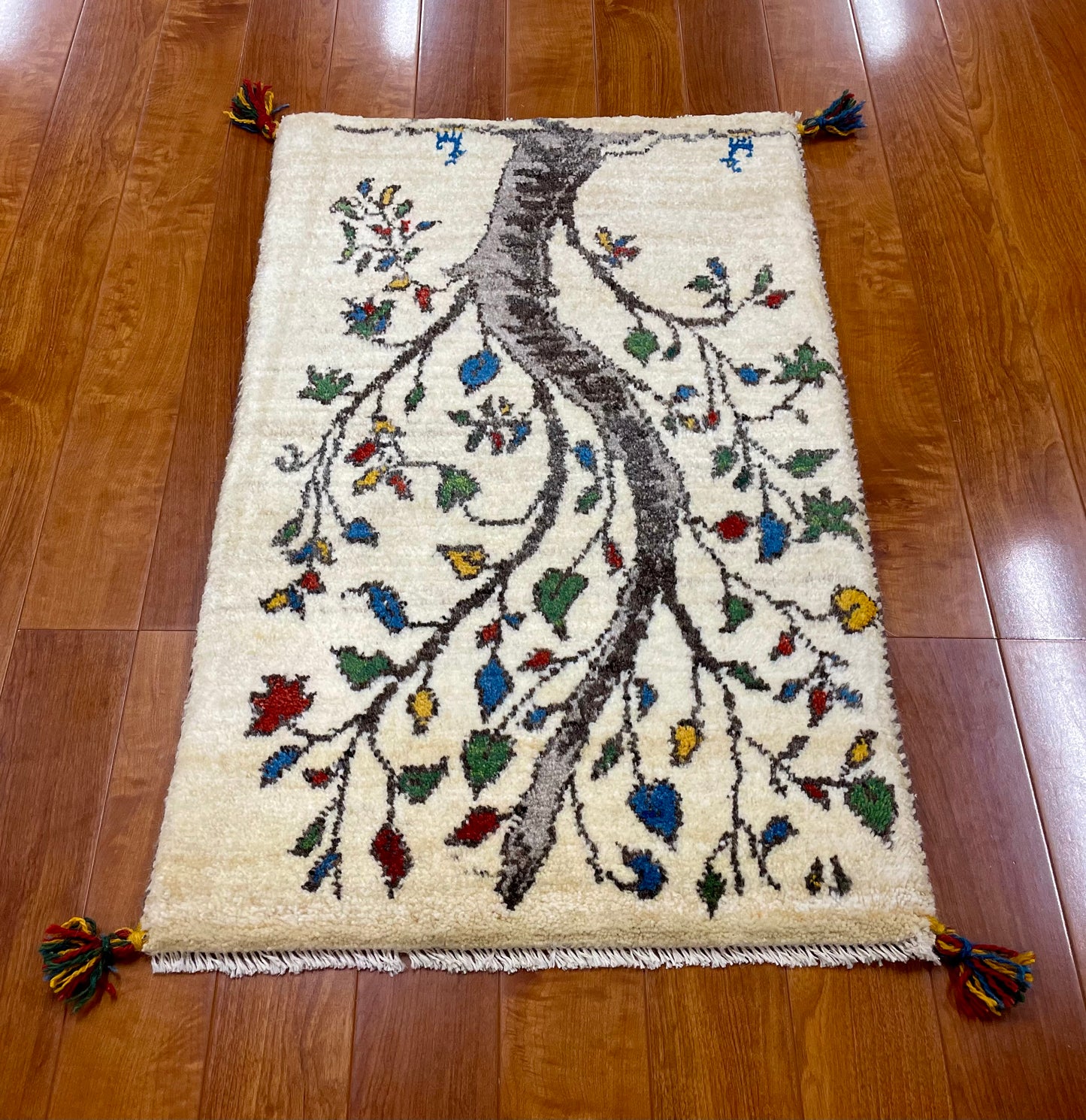 【オンライン限定】ギャッベ 88cm x 58cm RJ13801