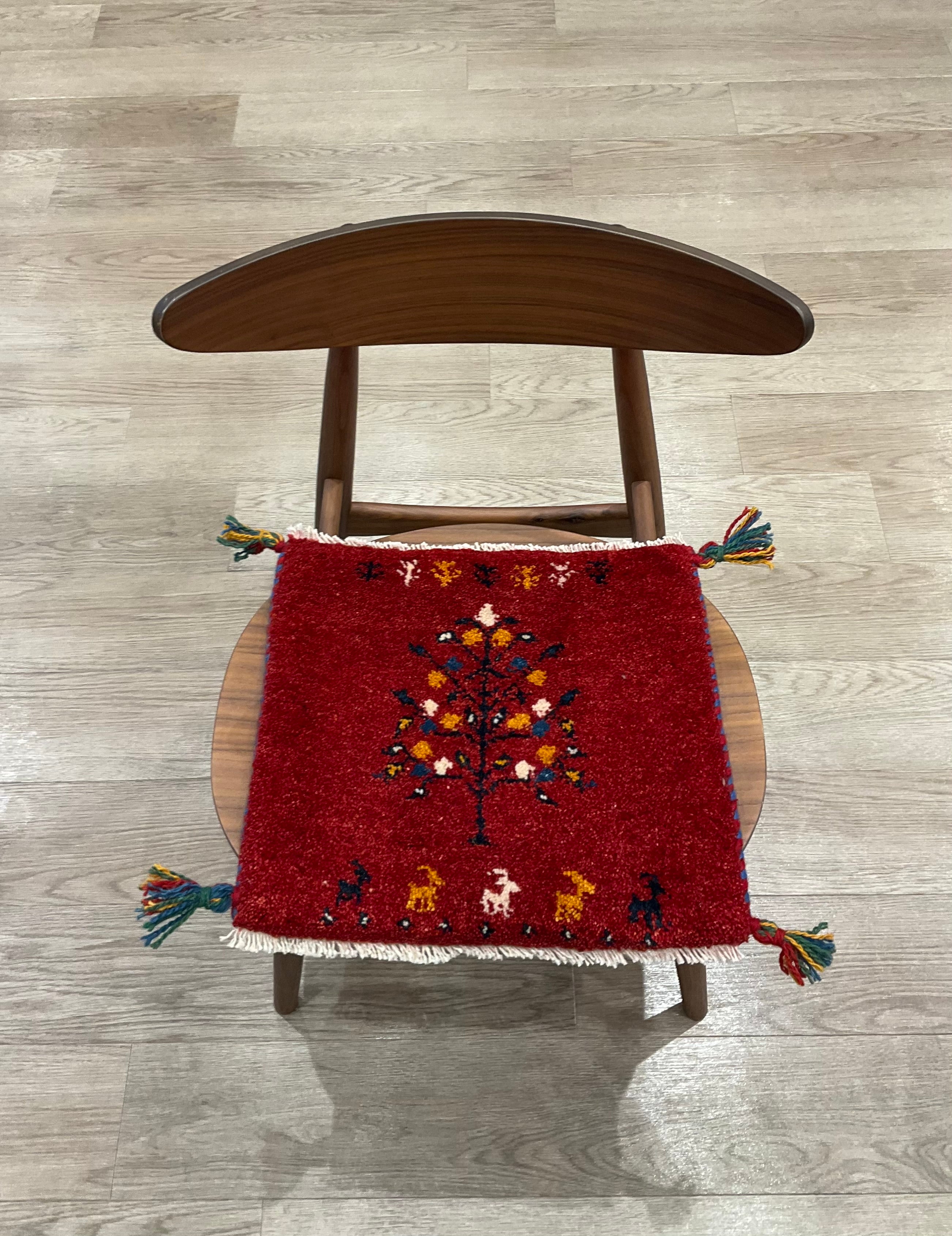 福岡店】ギャッベ 41cm x 38cm Z3386 – ペルシャ絨毯専門店 ペルシャン