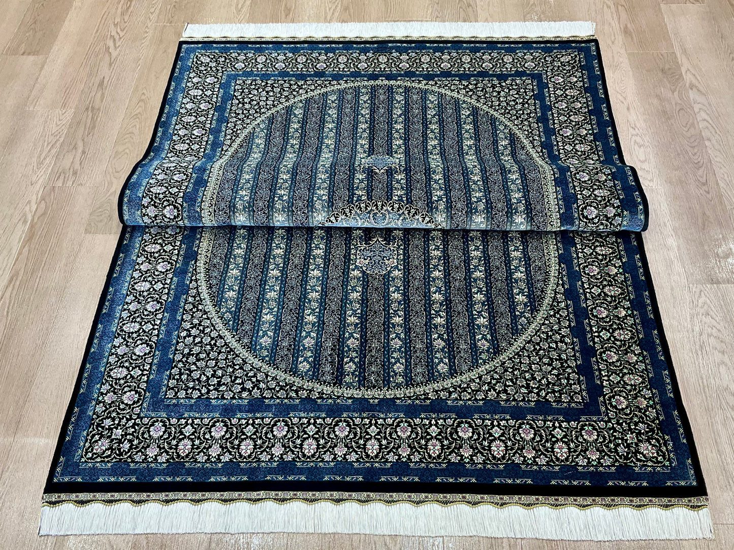 クム マスミ(マースミ)工房 206cm x 137cm JM238