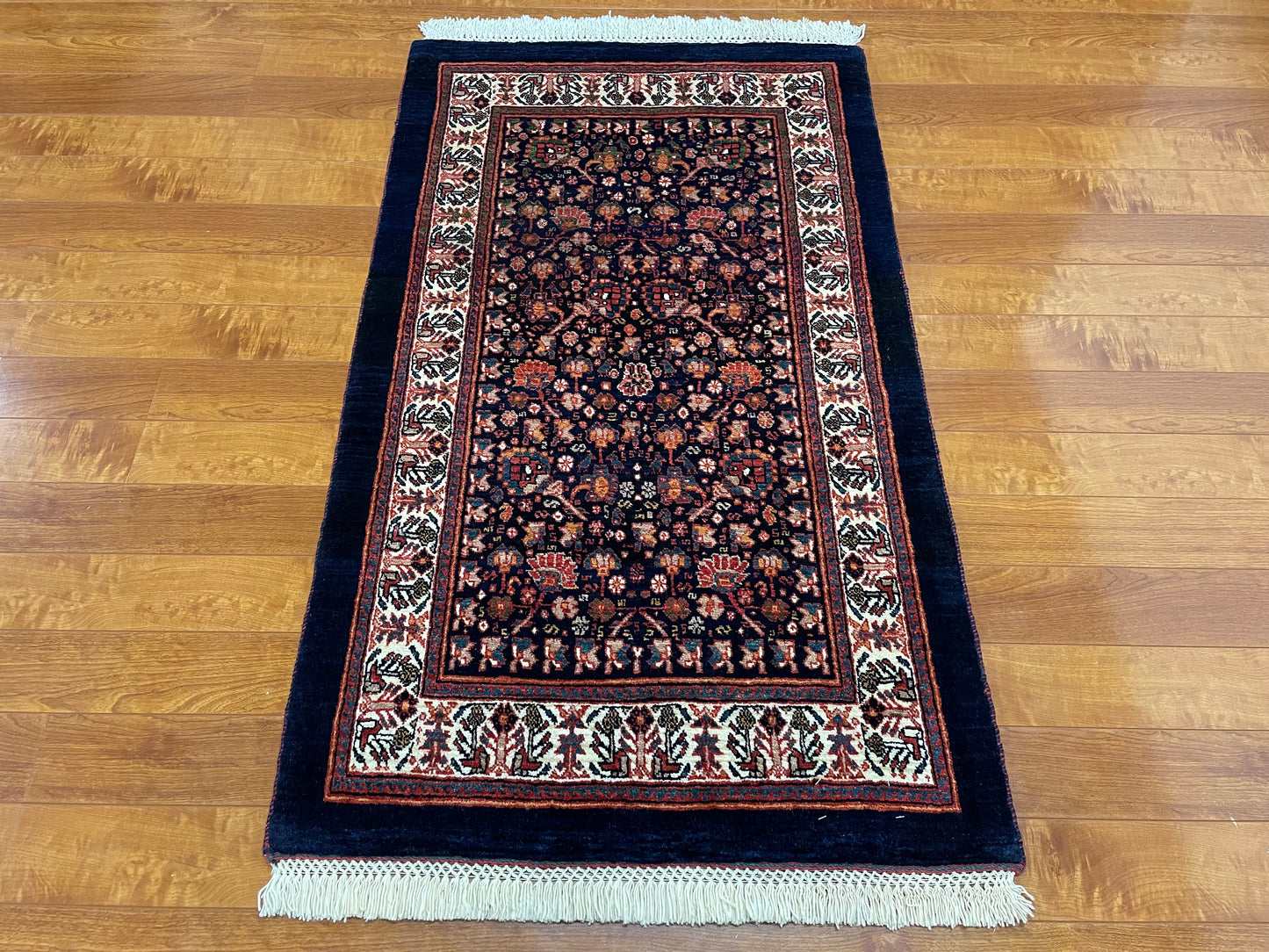 【オンライン限定】カシュガイ 135cm x 80cm PS7106