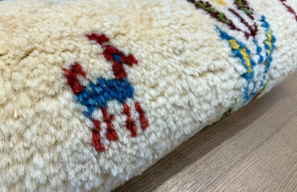 【福岡店】ギャッベ 43cm x 37cm Z3680