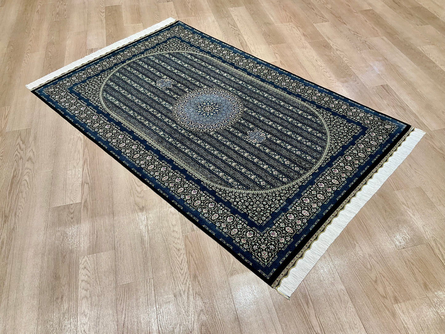 クム マスミ(マースミ)工房 206cm x 137cm JM238