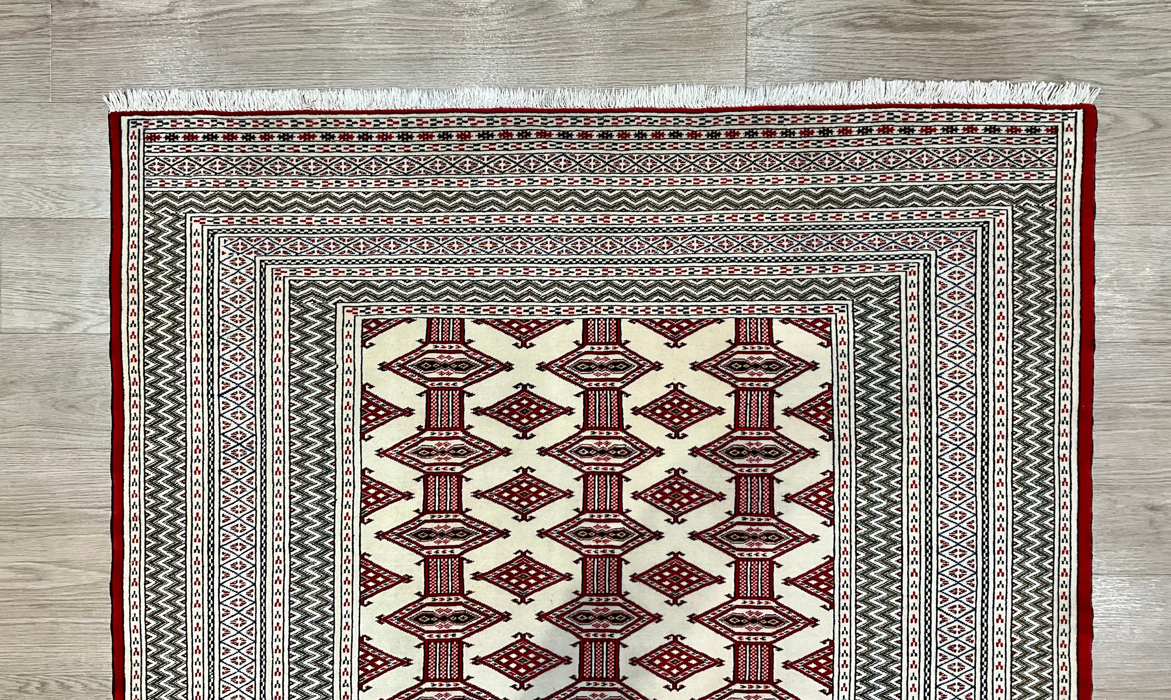 トルクメン (トルケメン)180cm x 128cm NT3031 – ペルシャ絨毯専門店