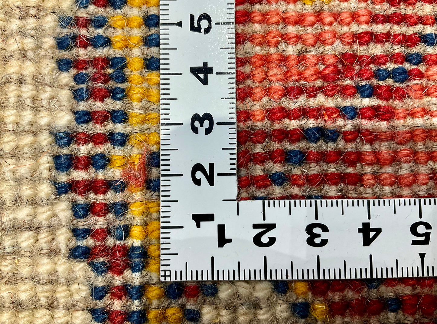 ギャッベ 40cm x 39cm T9075