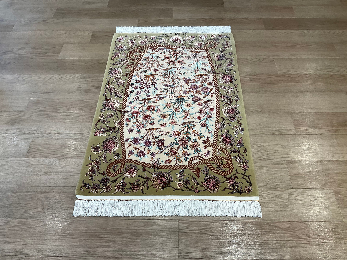 イスファハン ミルシャームス工房 124cm x 85cm PS10901