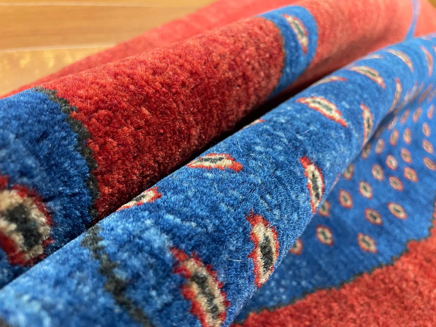 【オンライン限定】カシュクリギャッベ 138cm x 90cm RJ16069