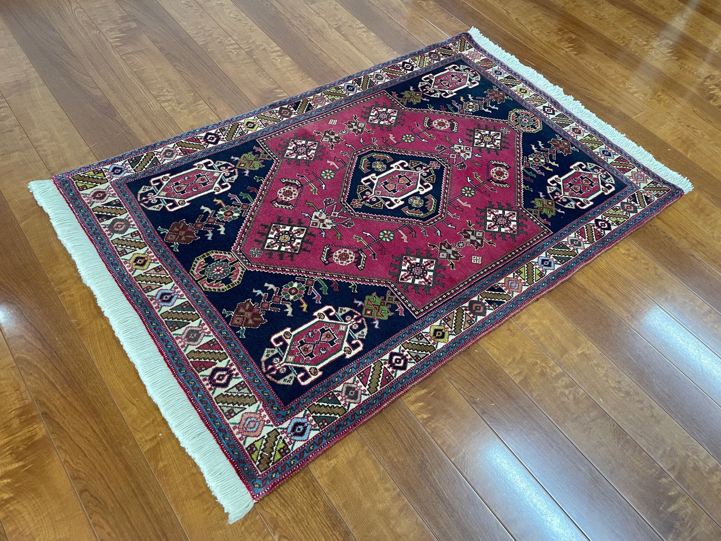 【オンライン限定】カシュガイ 125cm x 80cm PS7834
