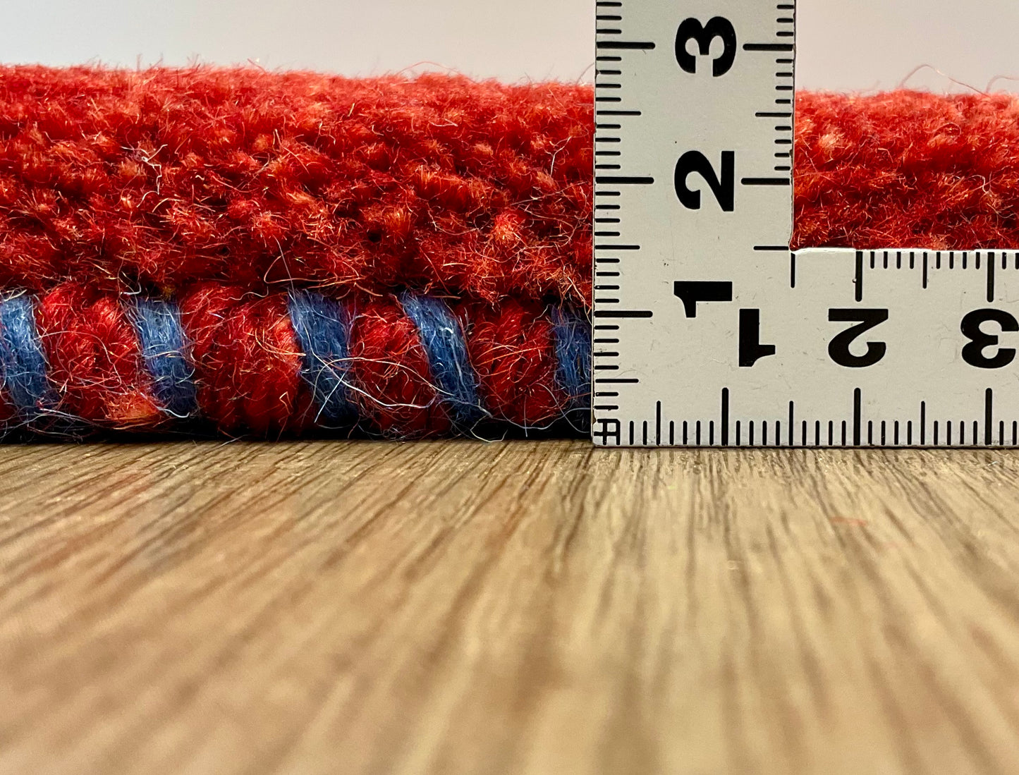 ギャッベ 43cm x 40cm Z490