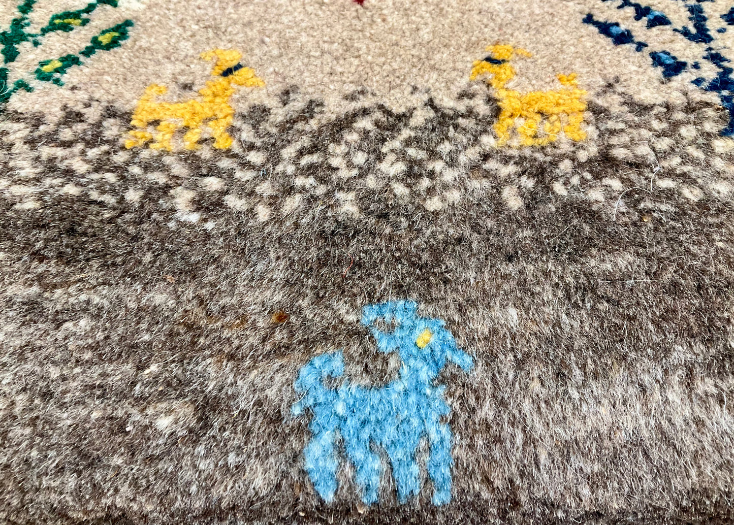 ギャッベ 38cm x 38cm Z145