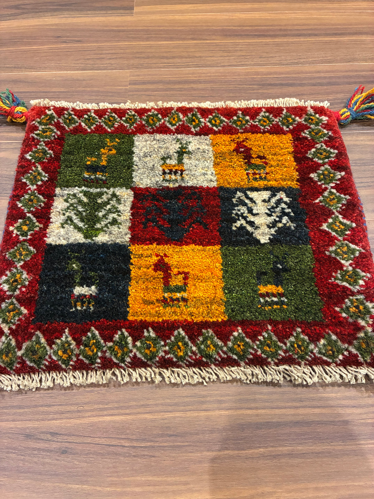 【千葉店】ギャッベ 45cm x 37cm Z3380