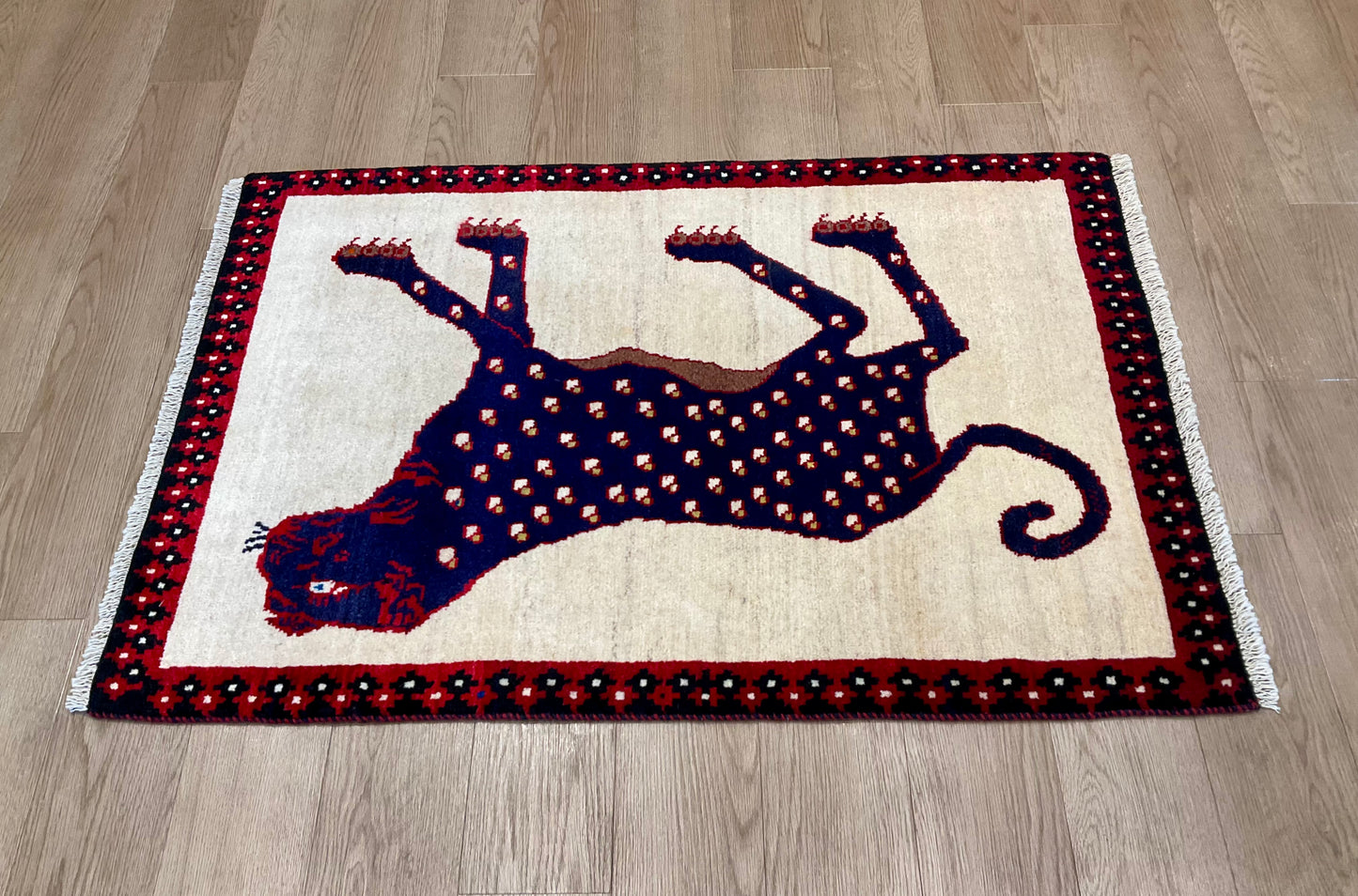 ギャッベ アマレバフト 125cm x 85cm RJ12679