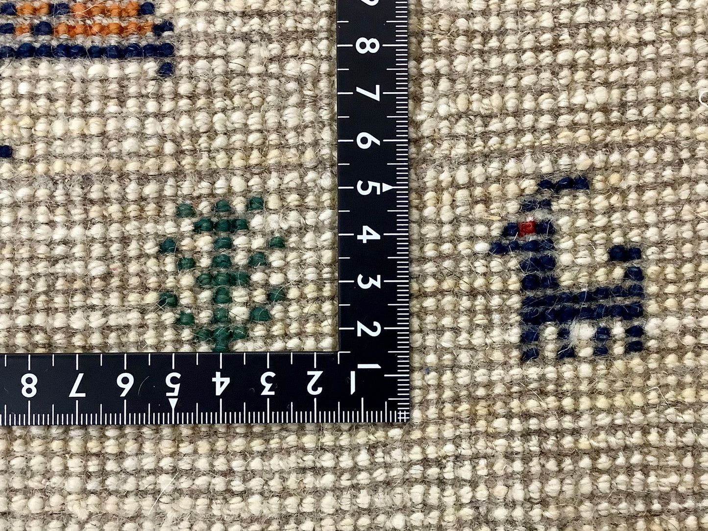 【オンライン限定】ギャッベ 85cm x 58cm RJ14220