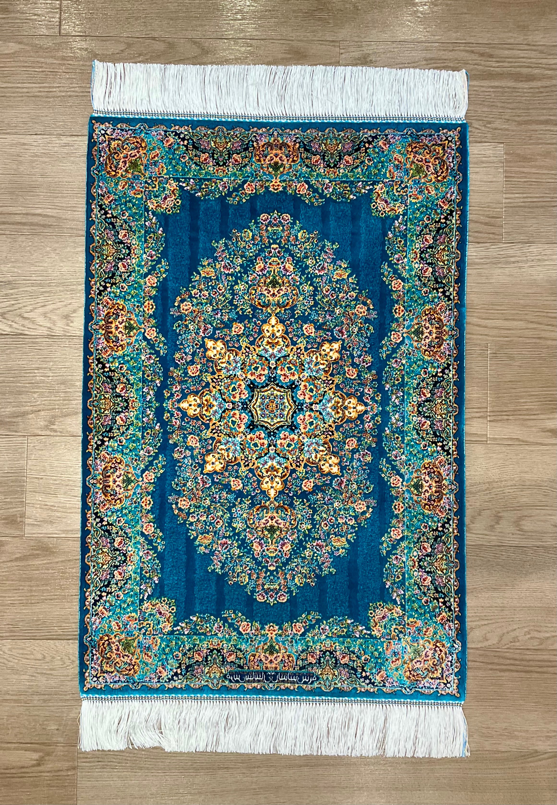 ペルシャンシルク（機械織） – ペルシャ絨毯専門店 ペルシャンパトリス