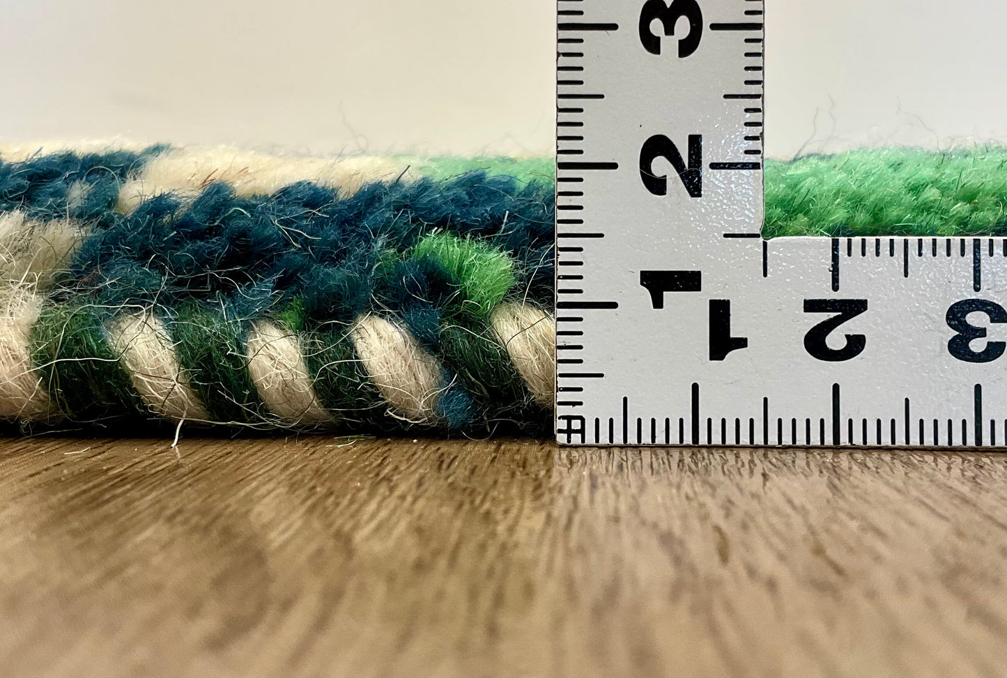 ギャッベ 41cm x 42cm T7589