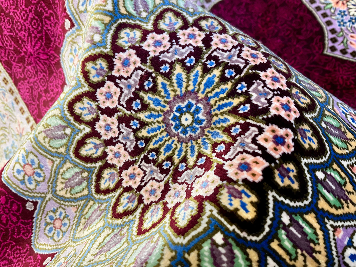 クム ジェッディ工房 94cm x 62cm PS9874