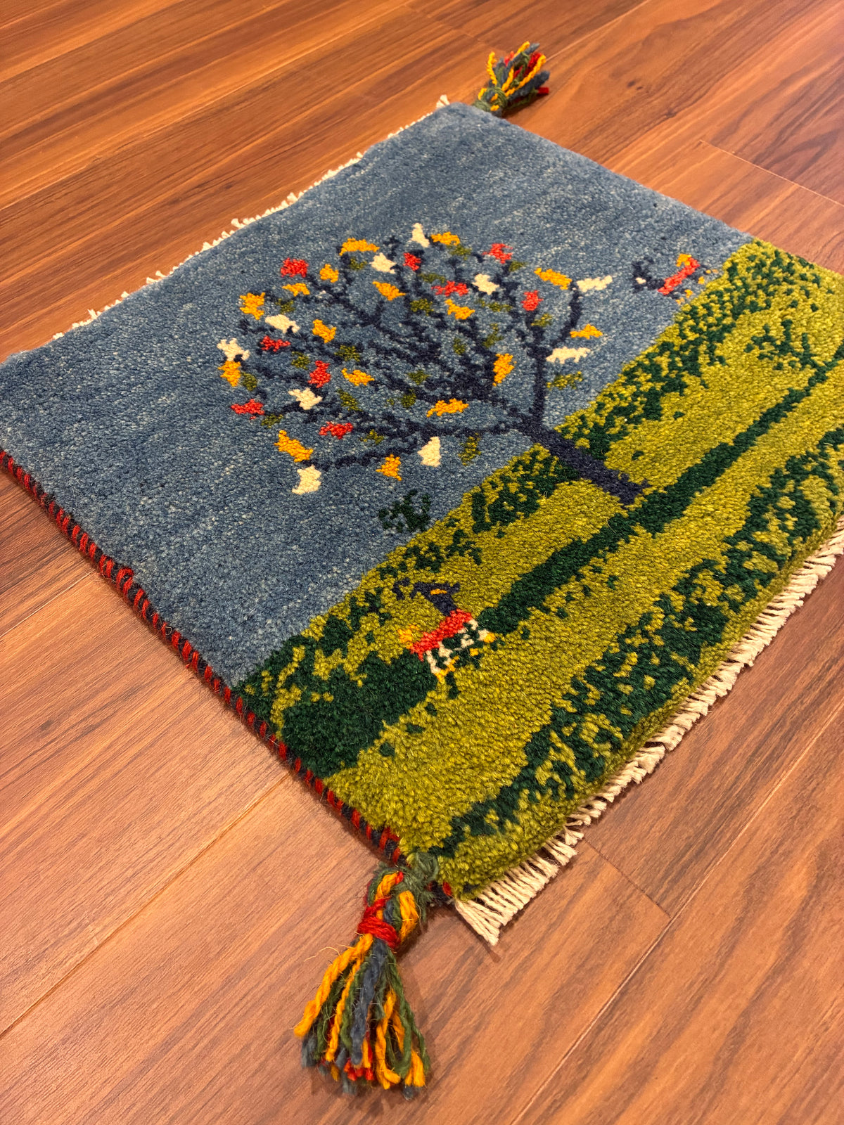 【千葉店】ギャッベ 43cm x 39cm Z3547