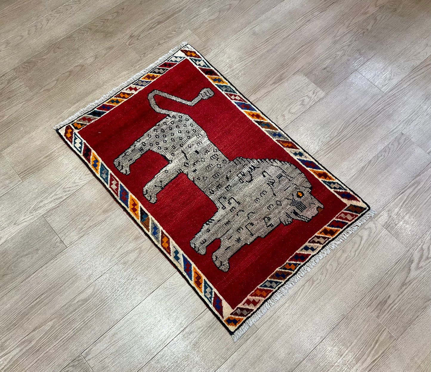 シラーズ 97cm x 65cm RJ13543