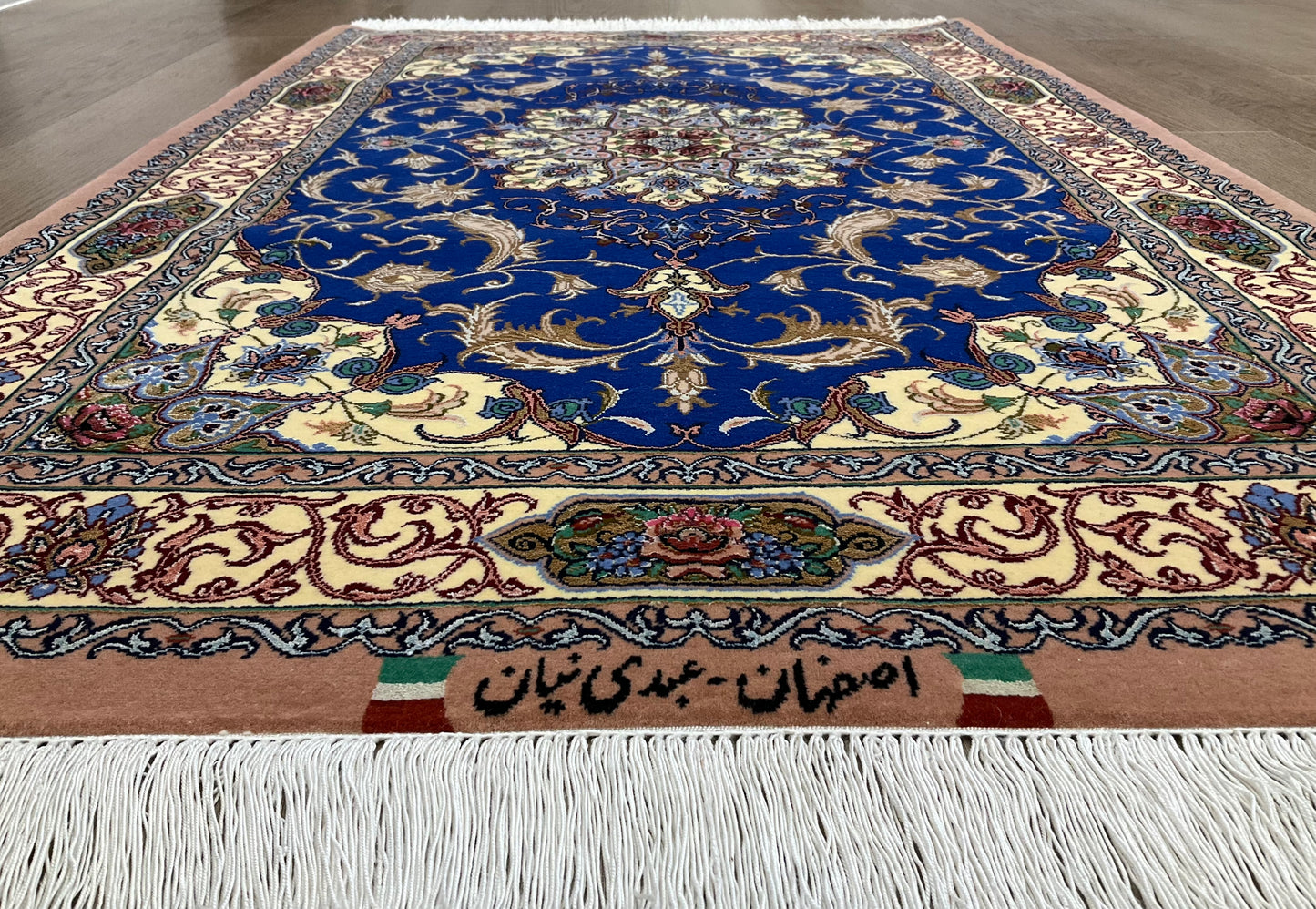 イスファハン アッブディニア工房 130cm x 84cm A22620