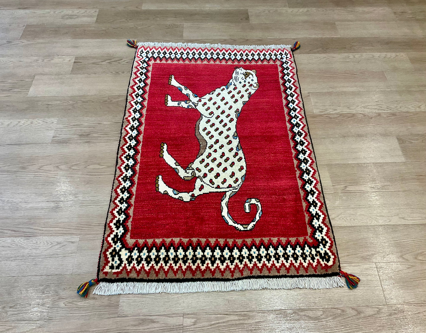 ギャッベ アマレバフト 135cm x 88cm RJ11427