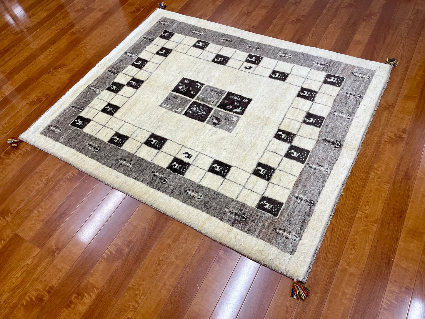 【オンライン限定】ギャッベ  190cm x 156cm RJ202