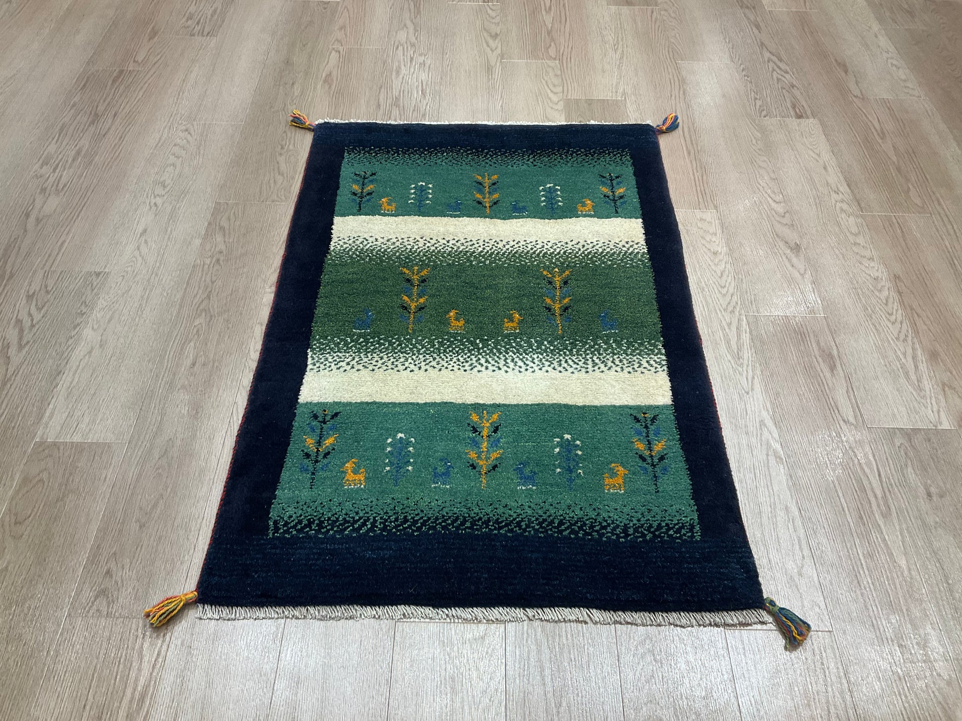 ペルシャ絨毯 ギャッベ 約80×120cm ペルシャ絨毯 ギャッベ 約80×120cm