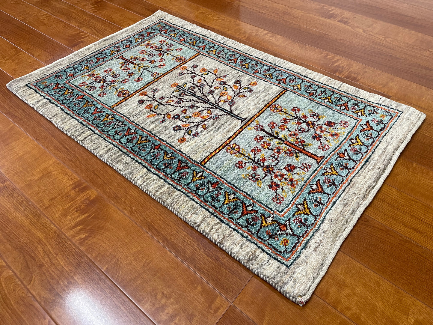【オンライン限定】カシュクリギャッベ 95cm x 60cm RJ17295