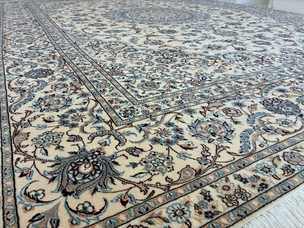 【千葉店】ナイン・シシラ ハビビアン工房 359cm x 257cm NT7591