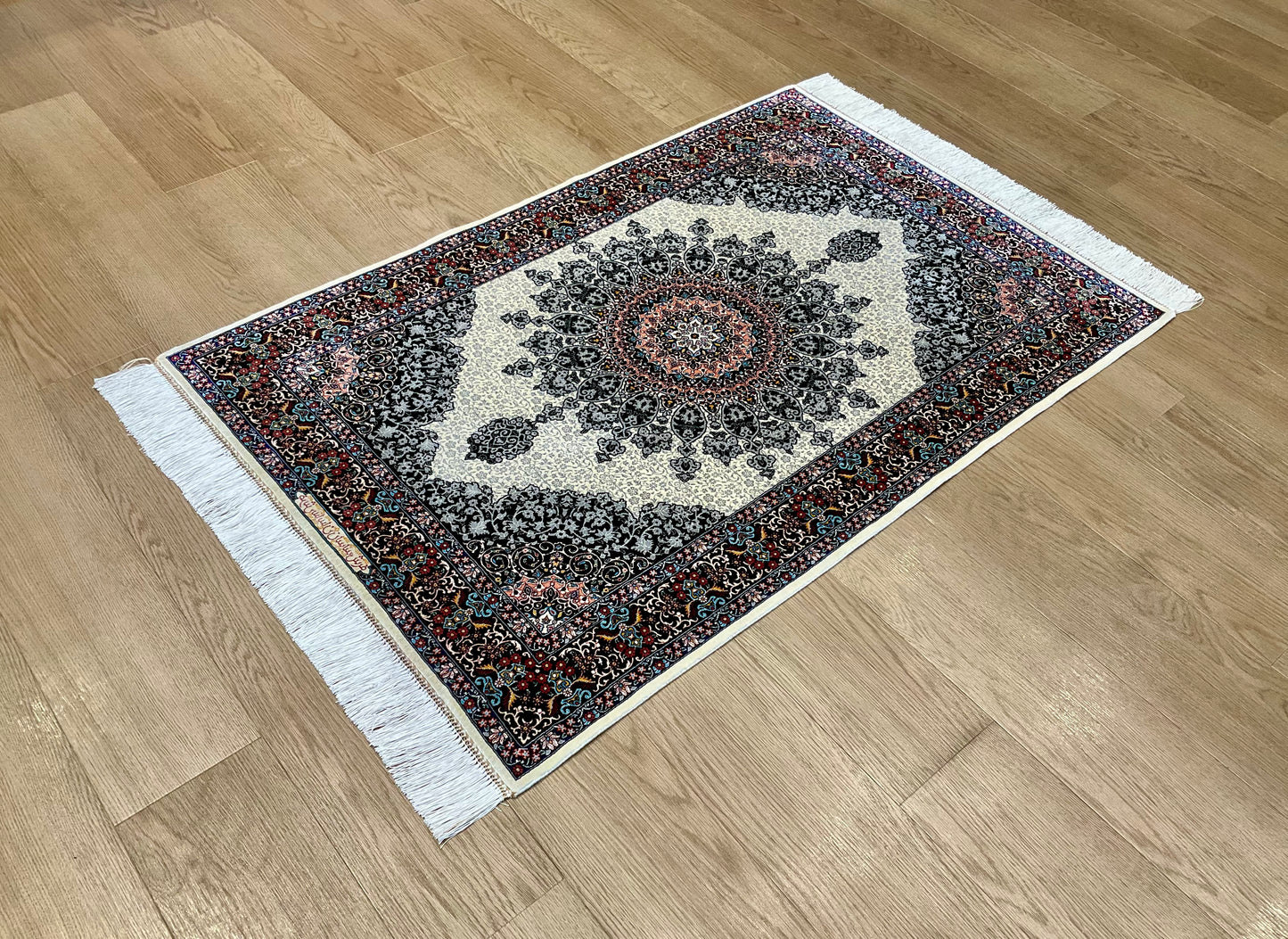 ペルシャンシルク 120cm x 80cm PS10969