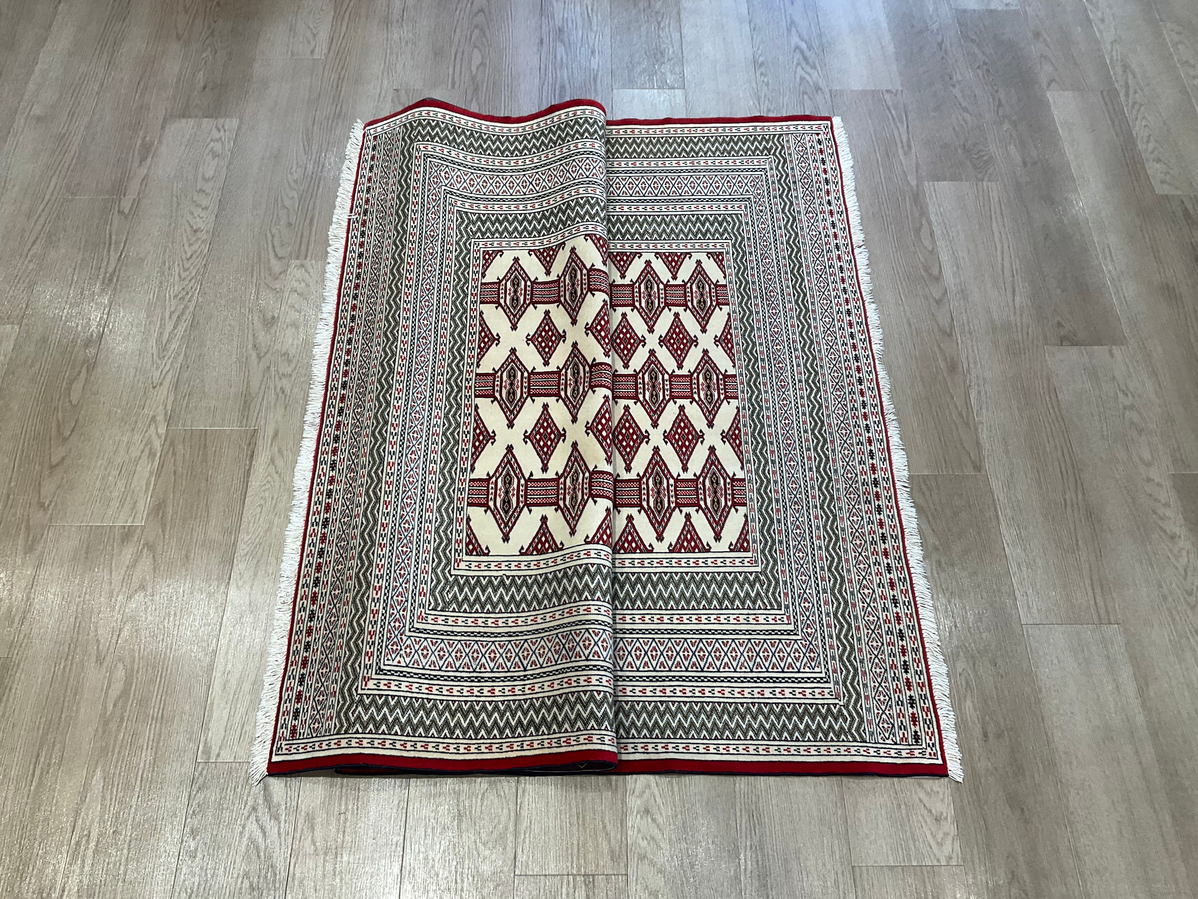 トルクメン (トルケメン)180cm x 128cm NT3031 – ペルシャ絨毯専門店