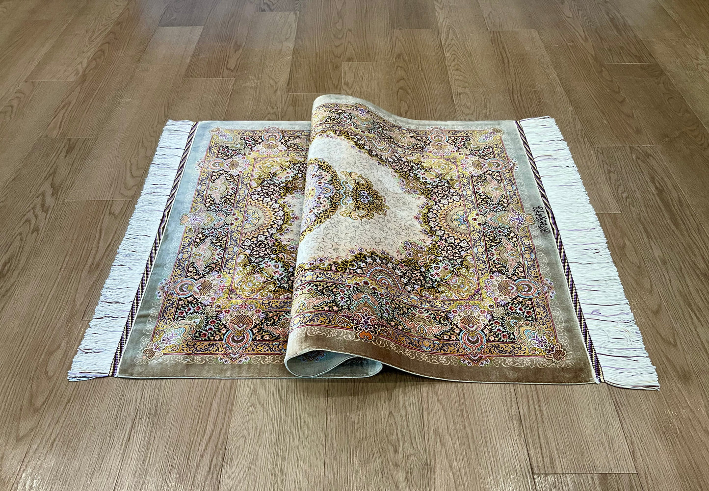 クム メイマリヤン工房 124cm x 82cm A22567
