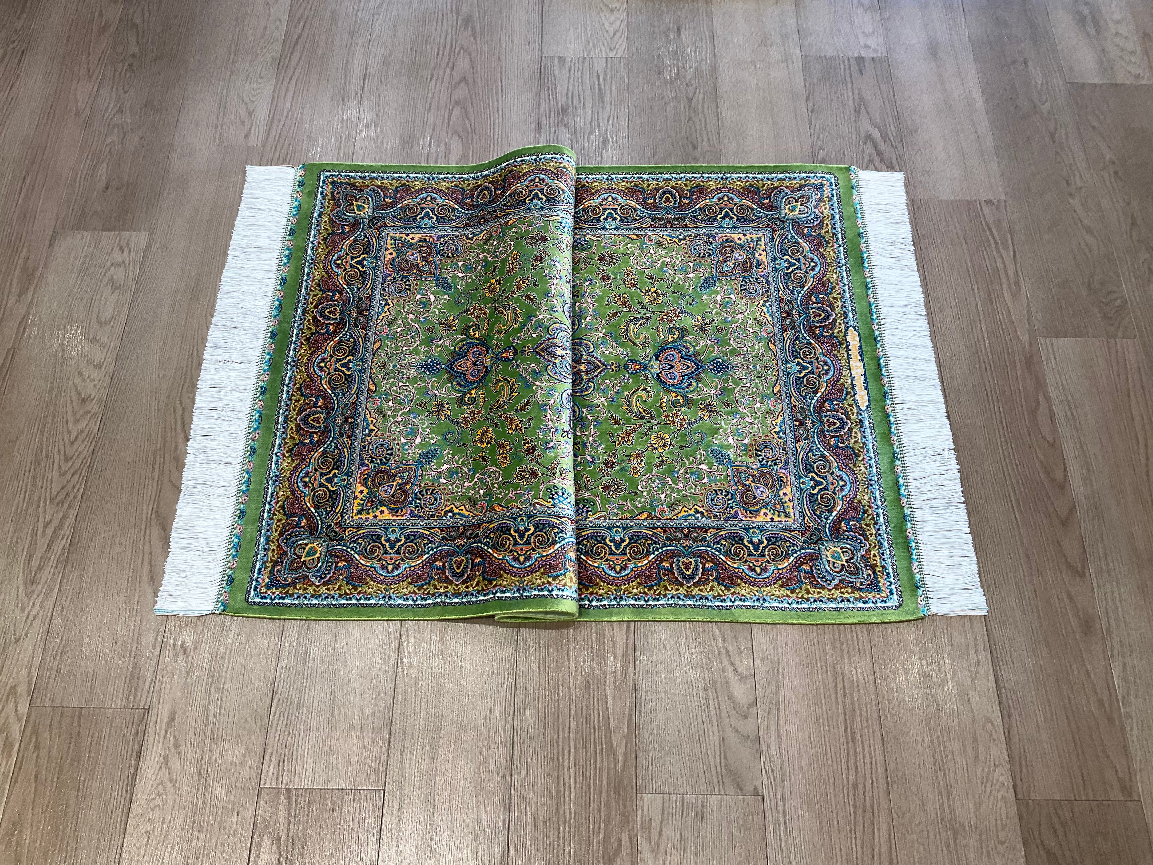 【在庫一掃セール】ペルシャ絨毯 シルク 120×75cm 在庫一掃セール】ペルシャ絨毯 シルク 120×75cm 【公式通販】