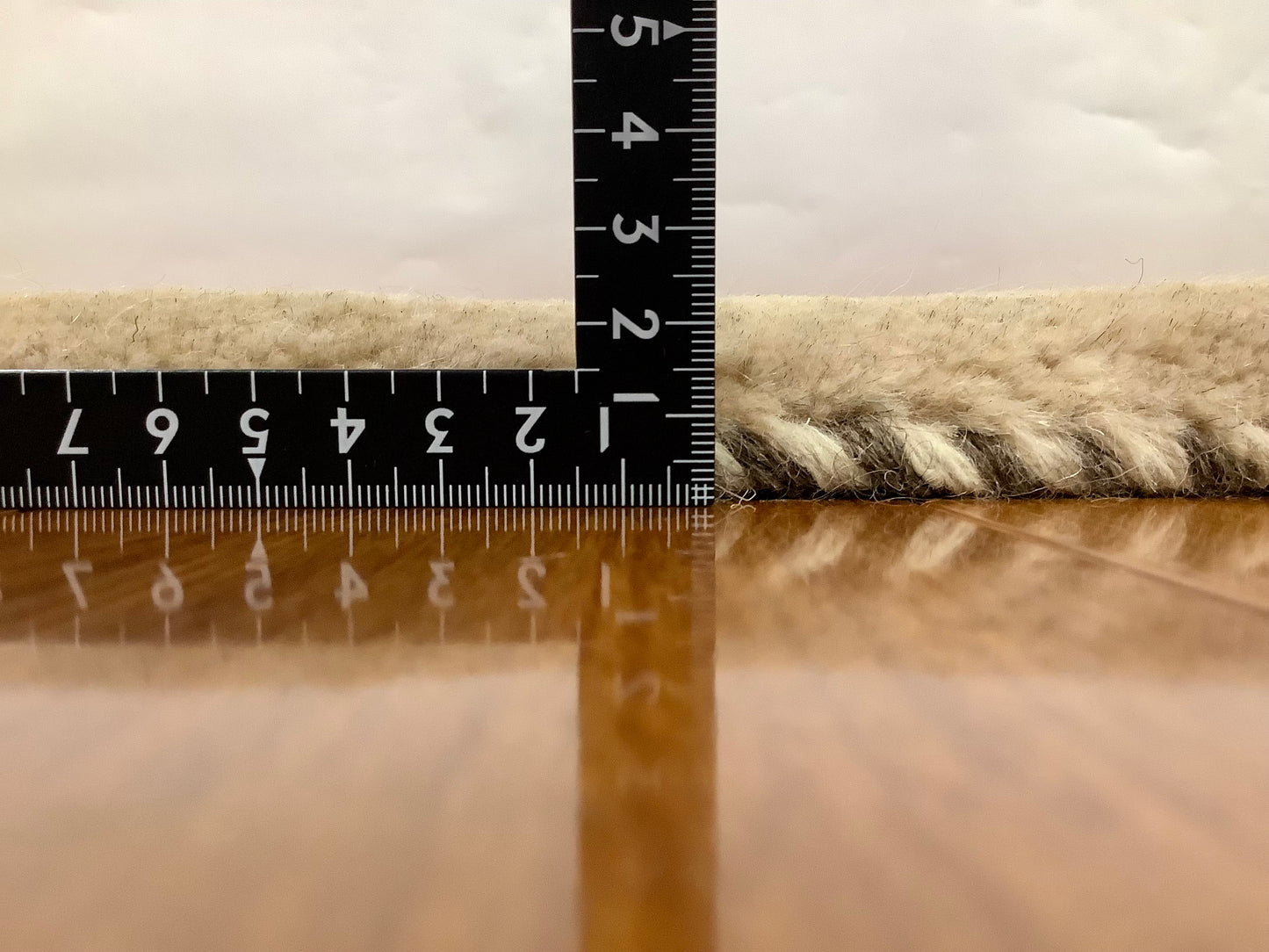 【オンライン限定】ギャッベ 90cm x 60cm RJ12367