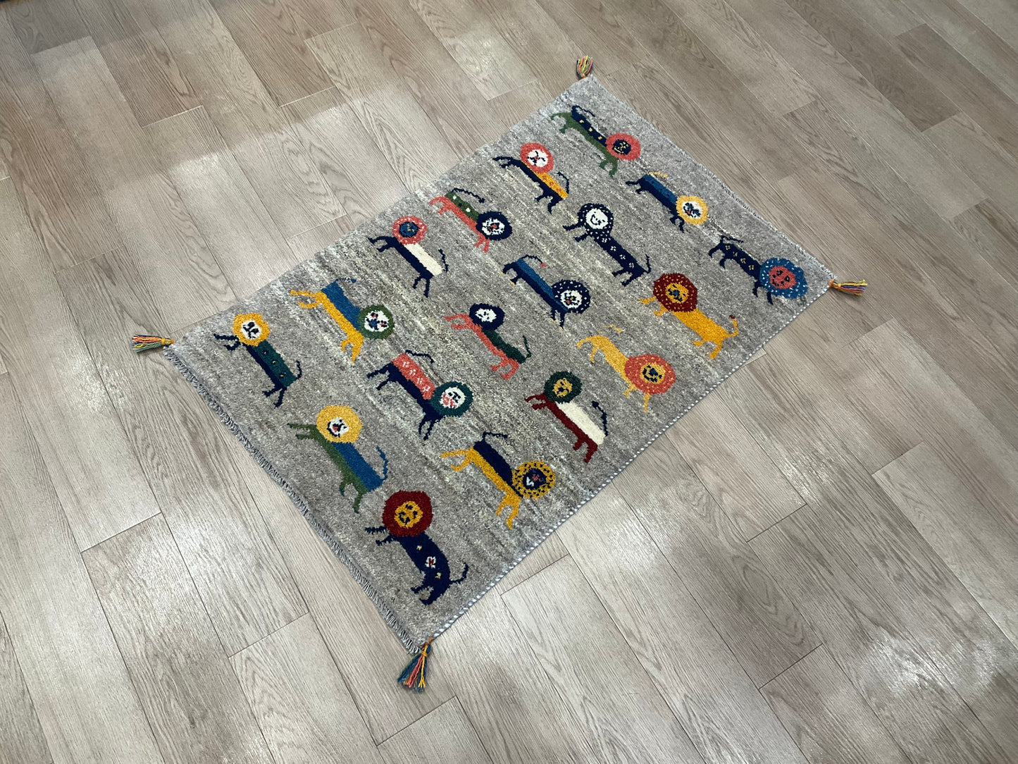 ギャッベ 120cm x 80cm RJ9896