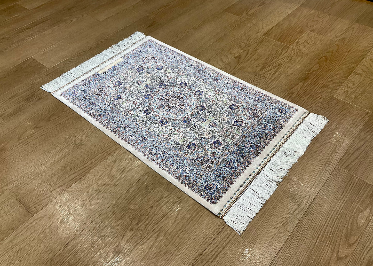 ペルシャンシルク 90cm x 60cm PS10846