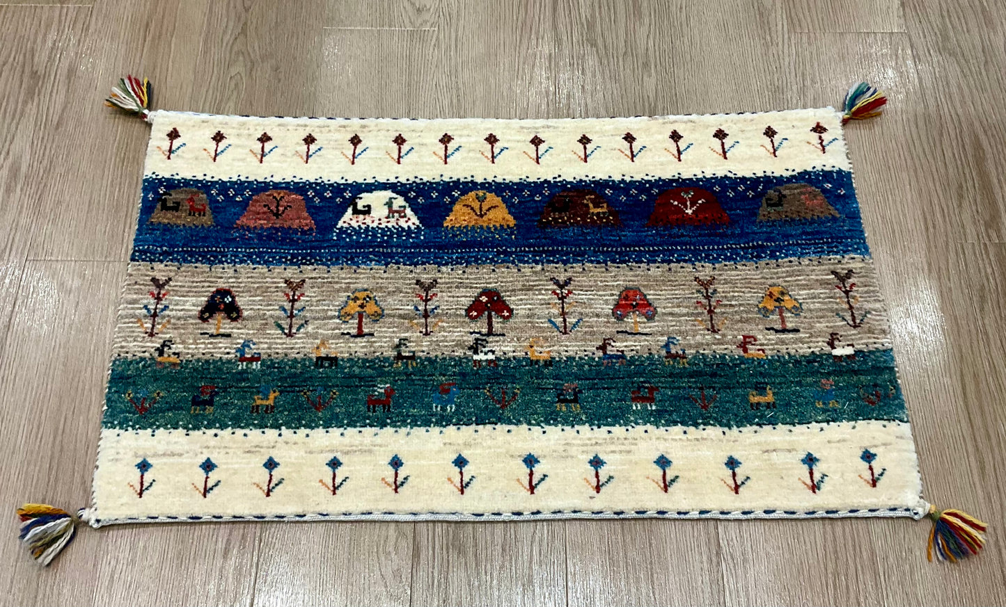 カシュクリ 85cm x 50cm RD10700