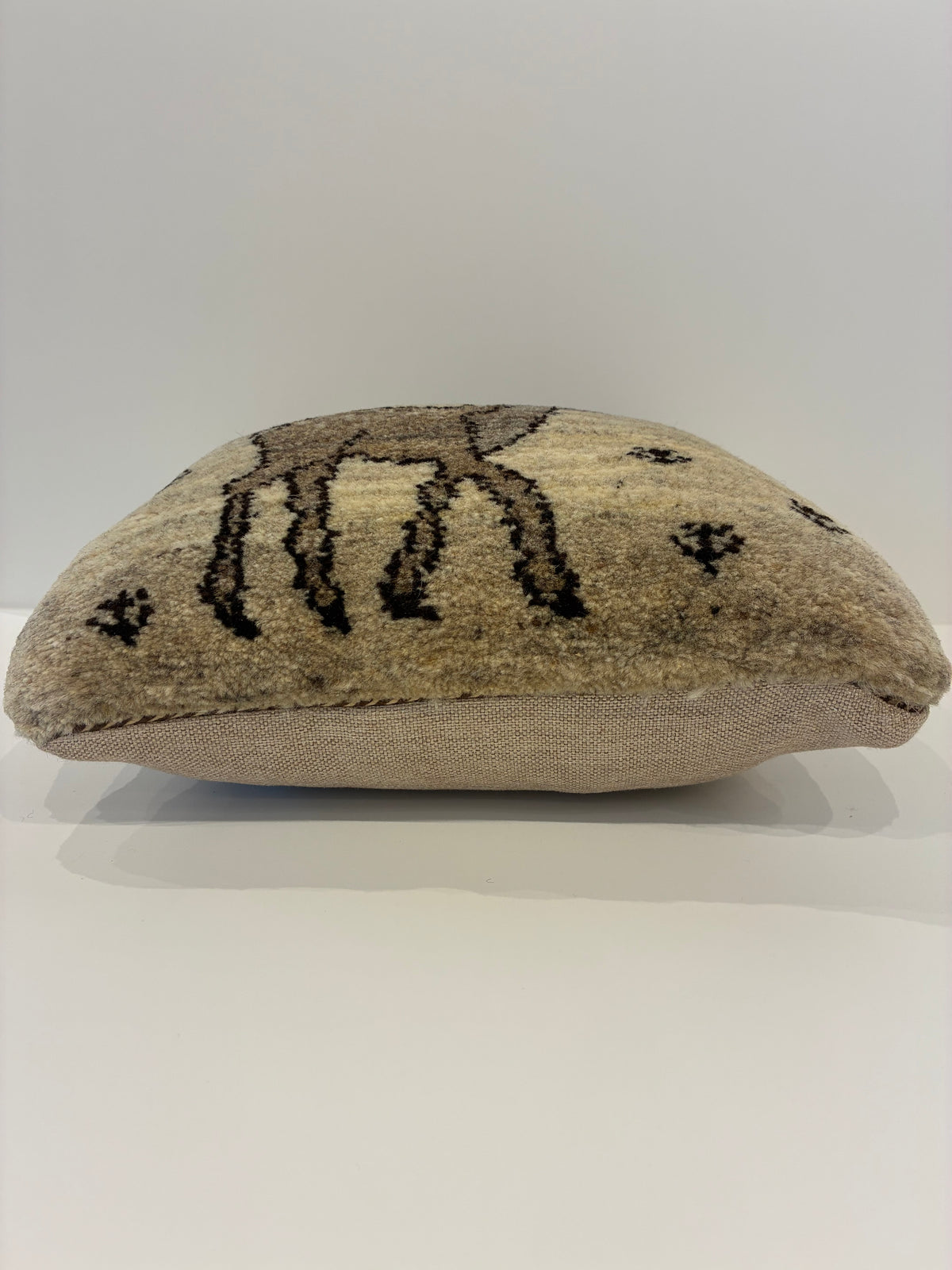 【千葉店】ギャッベクッション 47cm x 51cm Z2880