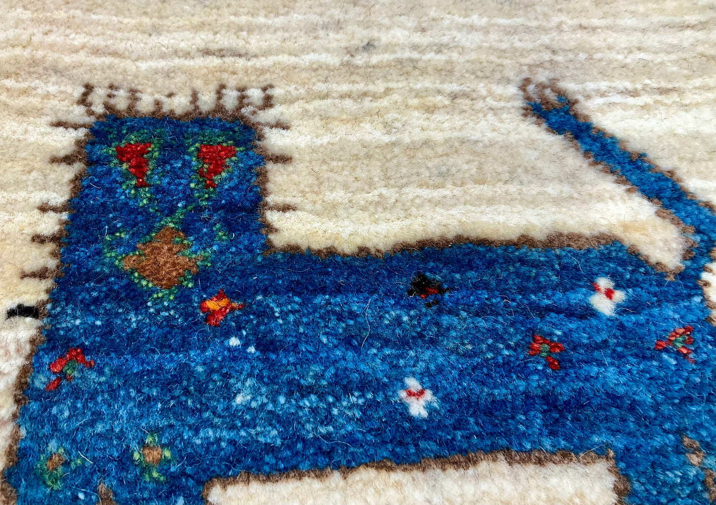 ギャッベ 44cm x 40cm Z1311