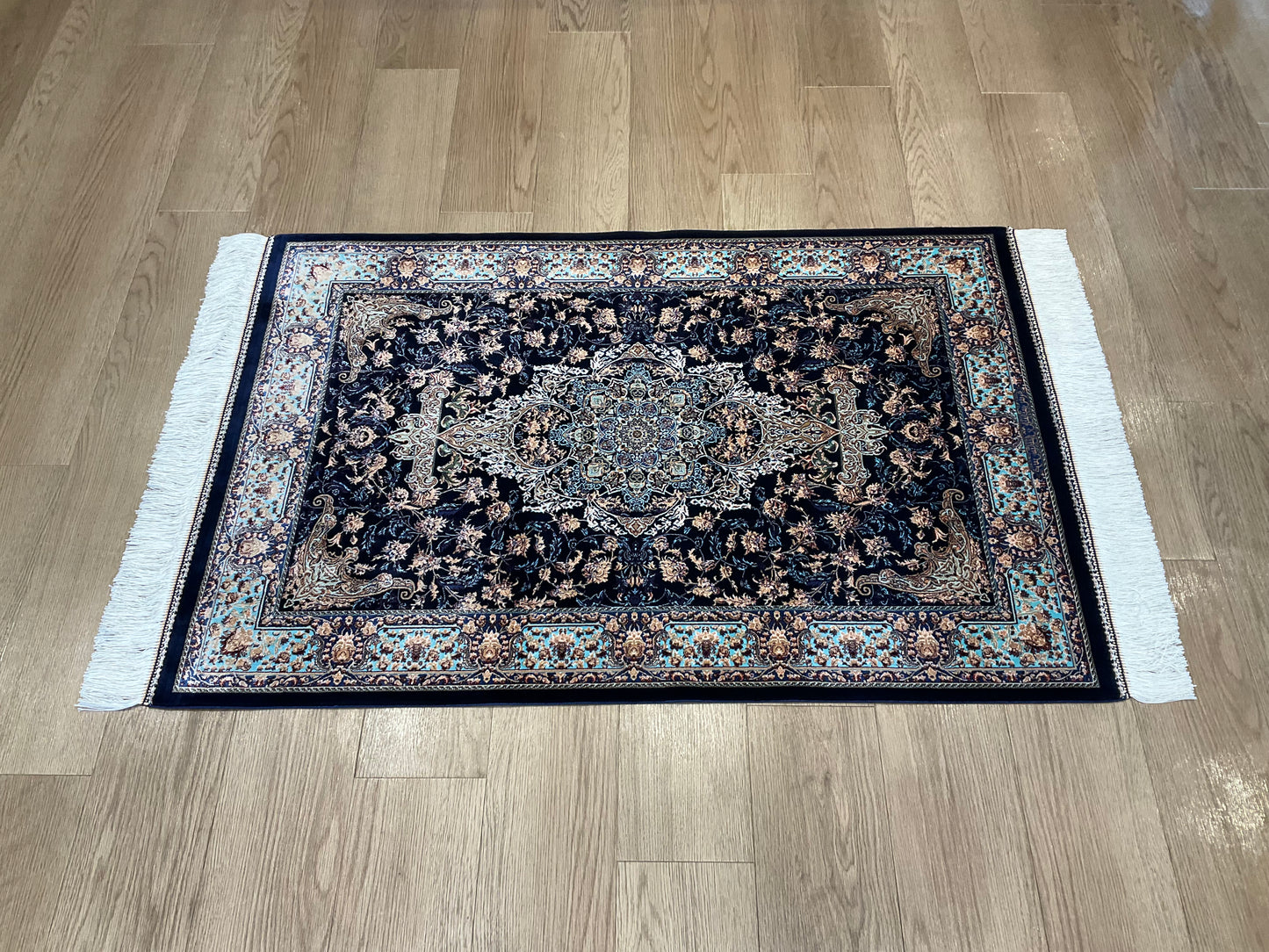 ペルシャンシルク 120cm x 80cm PS9759