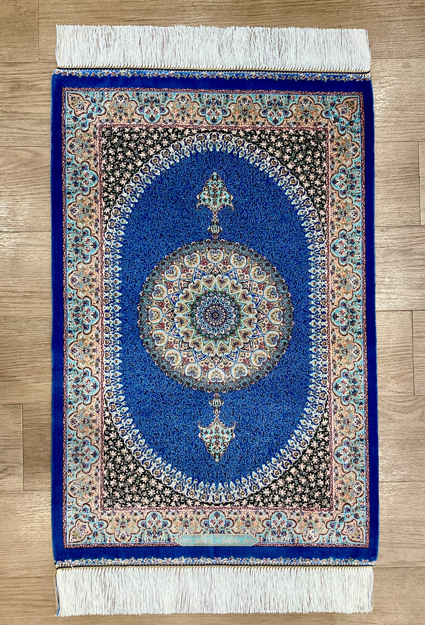 ペルシャンシルク 90cm x 60cm PS5540