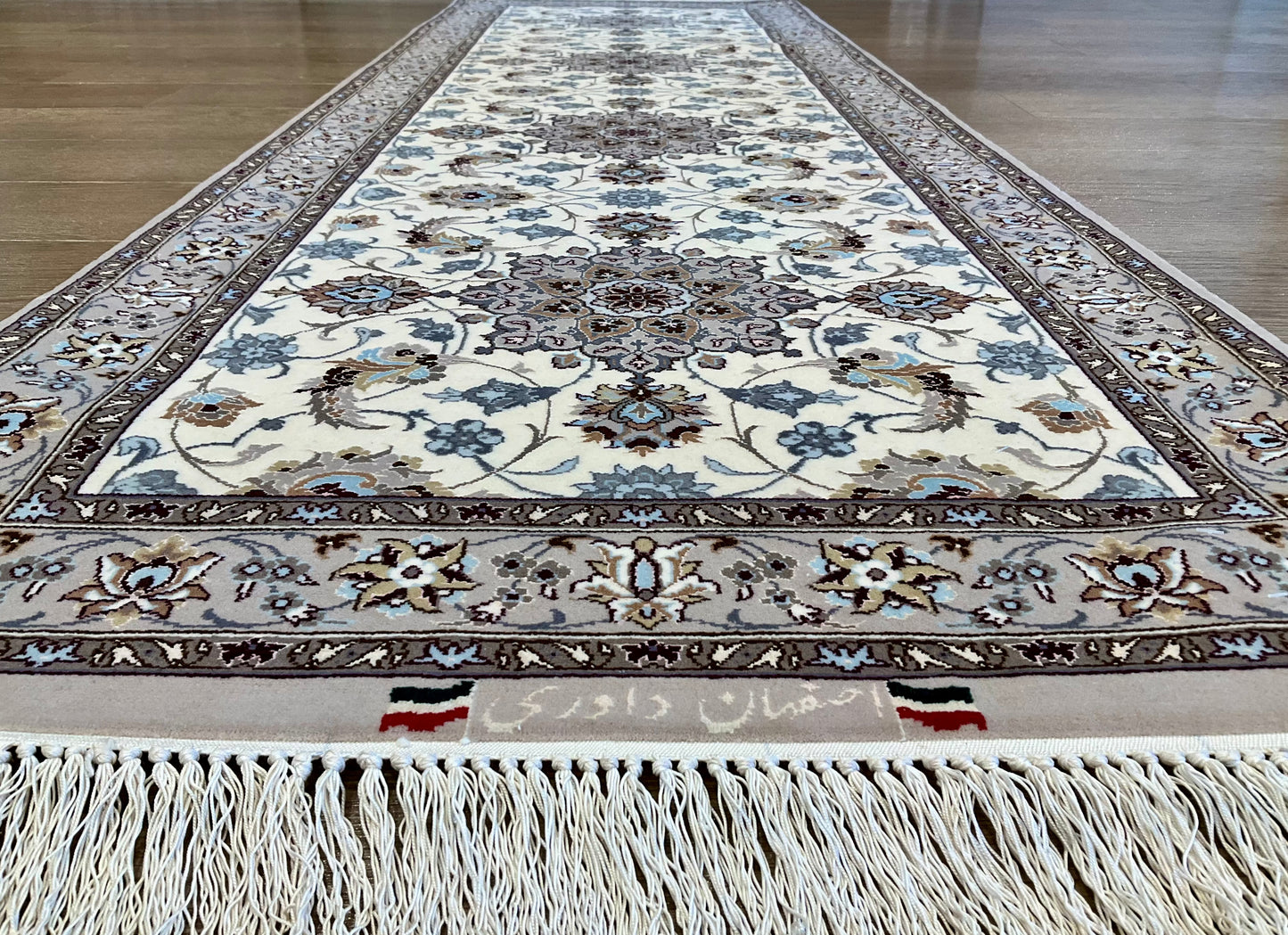 イスファハン ダーバリ工房 203cm x 64cm B6868
