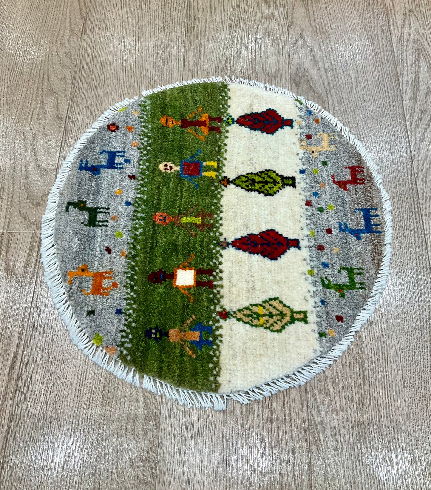 ギャッベ アマレバフト 41cm x 40cm AJ23498